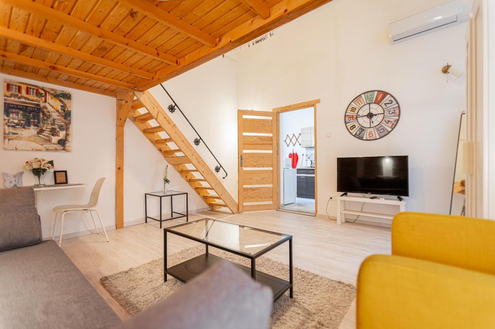Cosy Flat With Balcony Leilighet Budapest Eksteriør bilde