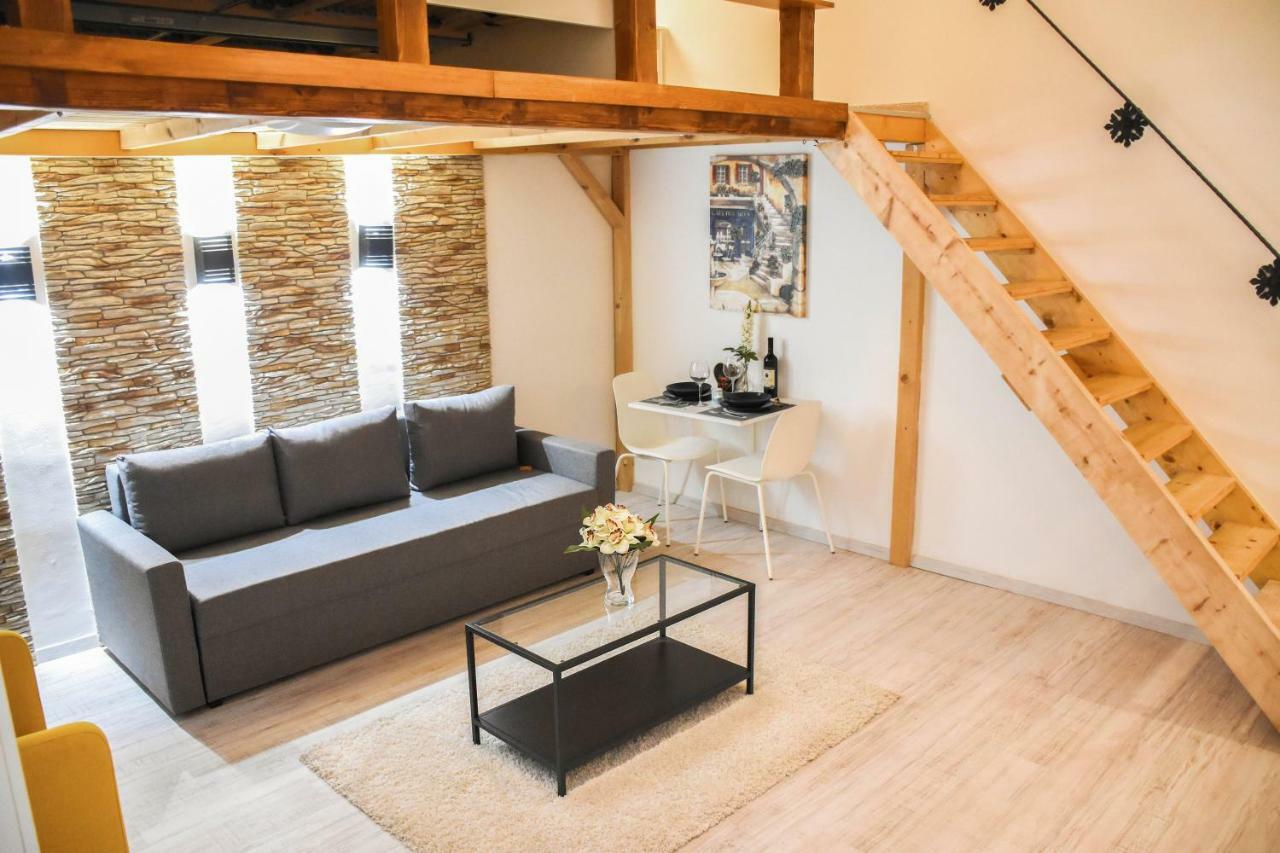 Cosy Flat With Balcony Leilighet Budapest Eksteriør bilde